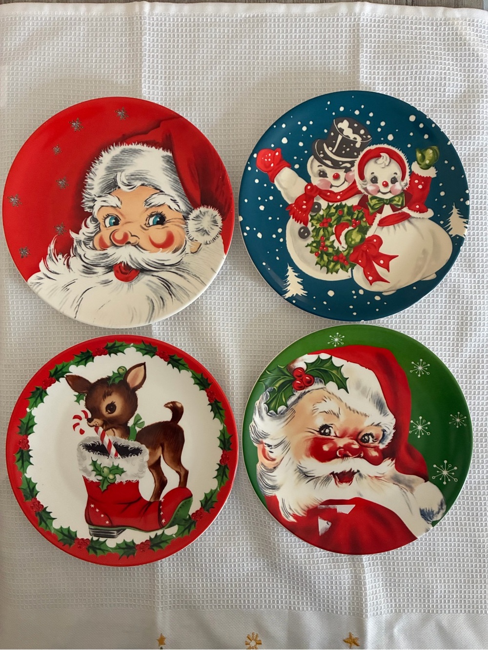 Mr. Christmas Retro Style Set of 4 Plates Santa, Snowmen & Reindeer